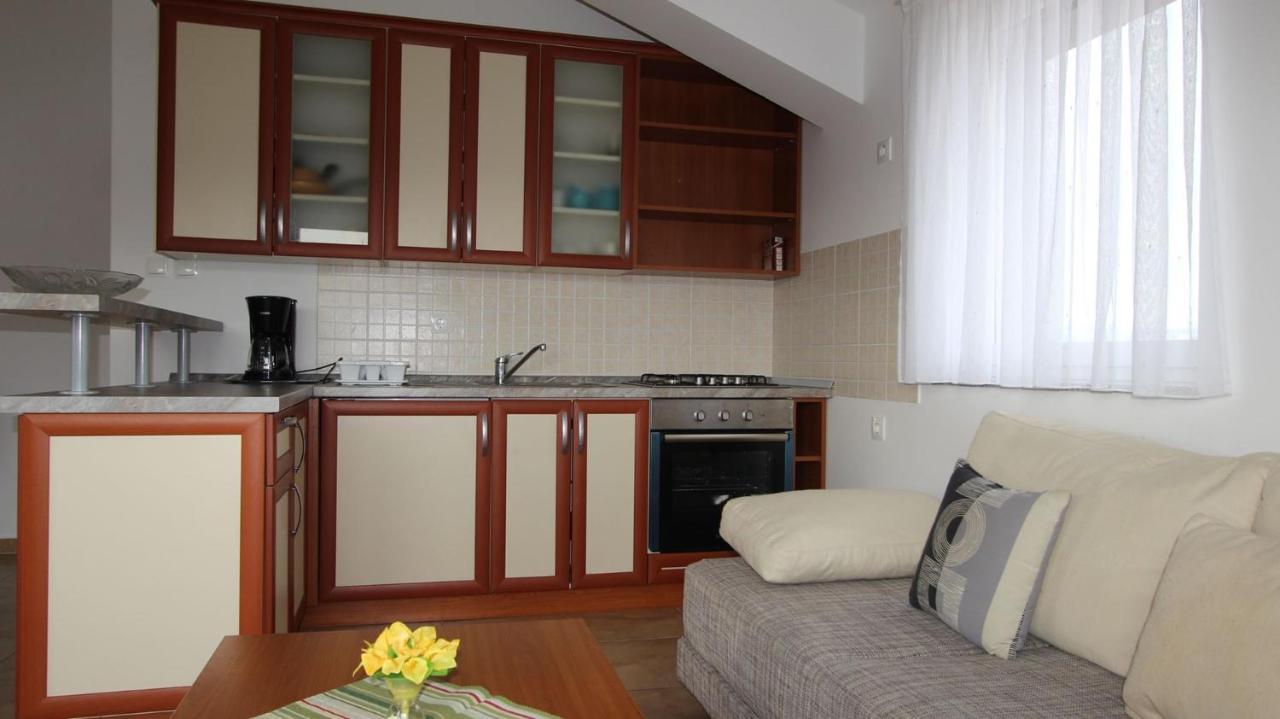 Apartments Vabec Malinska Exteriér fotografie